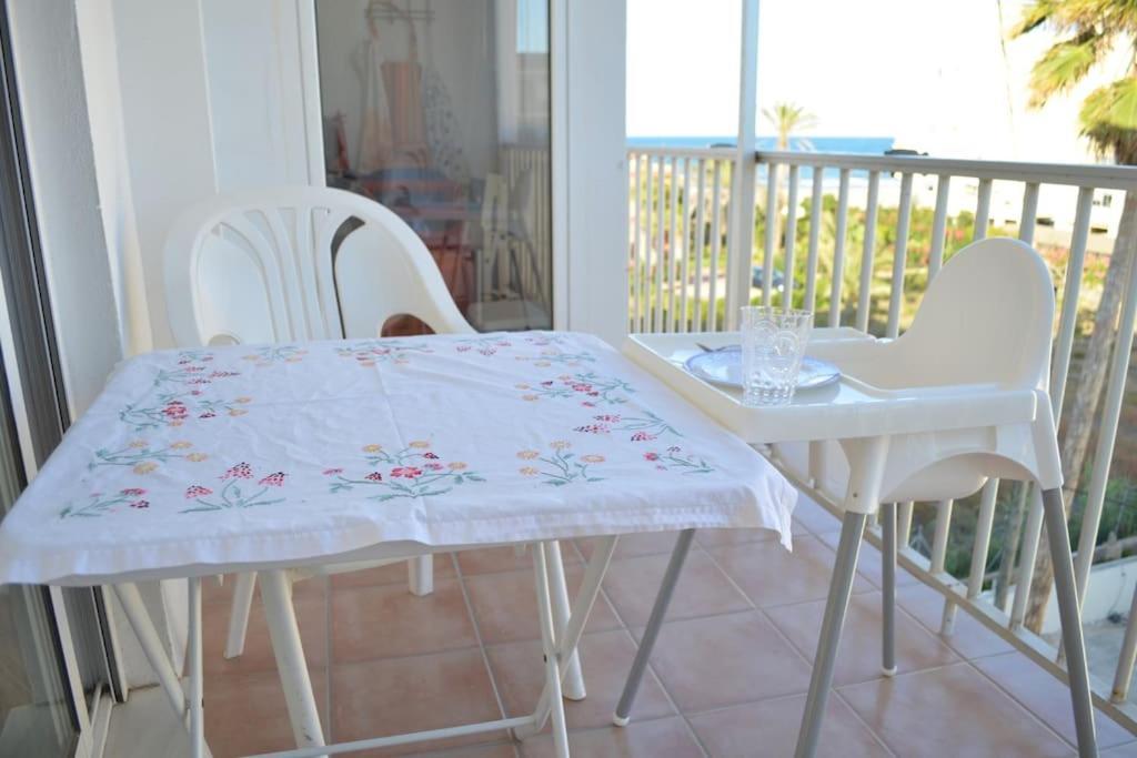 Apartamento Junto A Playa Y Cerca De Campo De Golf El Perellonet Kültér fotó